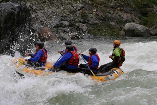  Entre rocas y espuma 